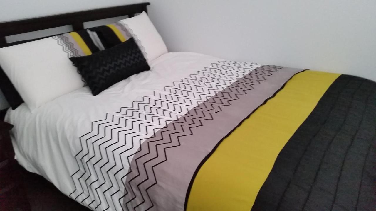 ألباني C'Est La Vie Bed & Breakfast المظهر الخارجي الصورة